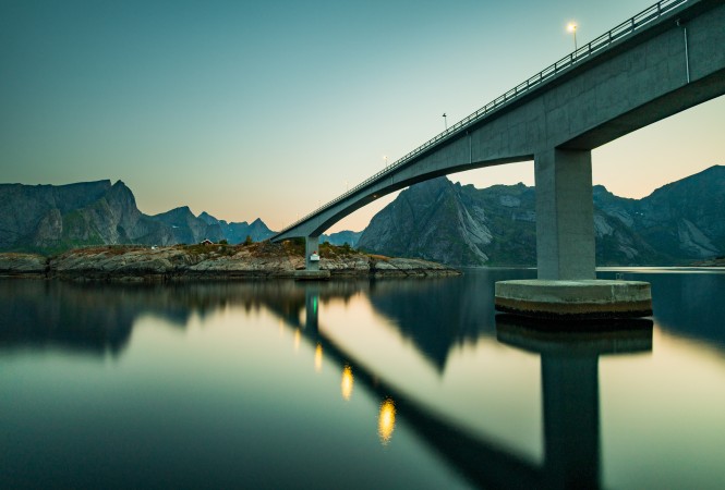 Hamnøy Bridge